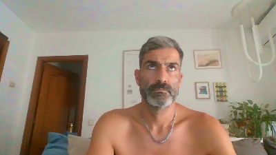 hotreds webcam cam4 model stream image