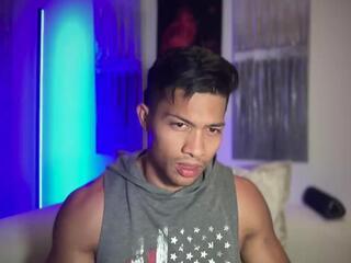 Luke Wayne webcam model stream image