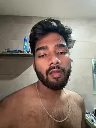 BeardedBulge webcam model stream image