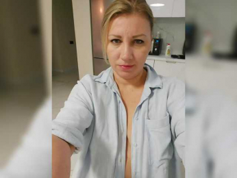 yuliia_3003 webcam model stream image