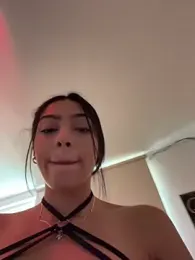 Ema_azel webcam model stream image