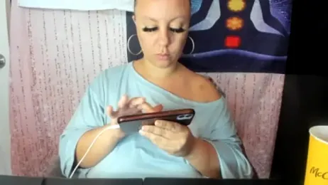 Paisleehaze webcam model stream image