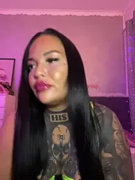 _MelinaCurves_ webcam model stream image