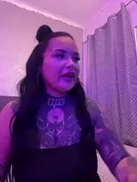 _MelinaCurves_ webcam model stream image