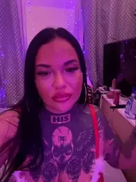 _MelinaCurves_ webcam model stream image