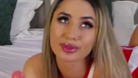 LoraDevine webcam model stream image