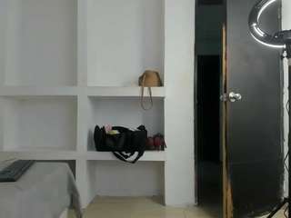 perlaasm webcam model stream image