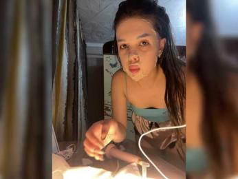 Aloeeevera444 webcam model stream image