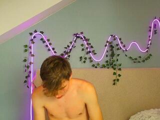 Justin Beckett webcam model stream image