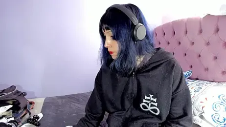 Room312_ webcam model stream image