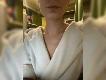 sweet-space8899-9988-1 webcam model stream image