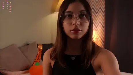 DarelleFare webcam model stream image