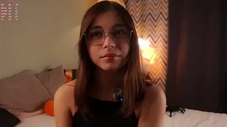 DarelleFare webcam model stream image