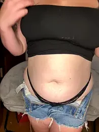 Kira_tattoo webcam model stream image