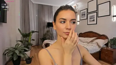 NicoleLuv webcam model stream image