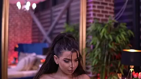 NicoleCellini webcam model stream image