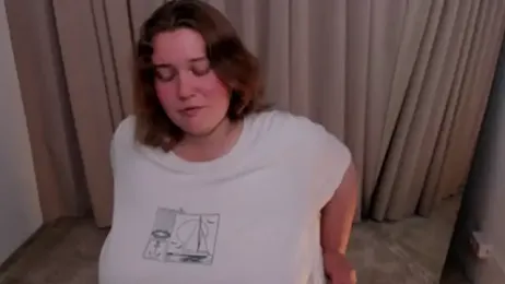 daisy_low webcam stripchat model stream image