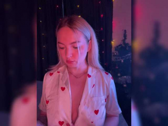 Marysik webcam bongacams model stream image