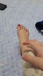 Monita8 webcam model stream image