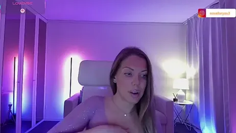 Nova-Lee webcam stripchat model stream image