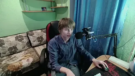 fameboyboo webcam stripchat model stream image