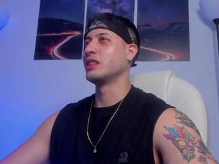 Matt Sail webcam flirt4free model stream image