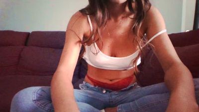 Adelinee webcam model stream image