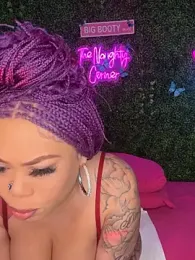 RenaThickAss webcam stripchat model stream image