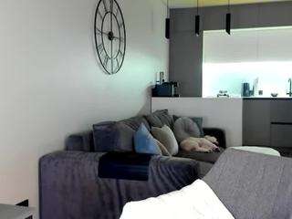 bella-sweeet webcam model stream image