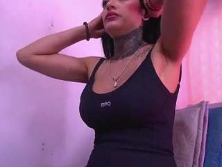 karla-011 webcam model stream image