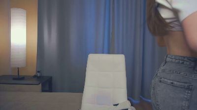 KeeleyPasaya webcam cam4 model stream image