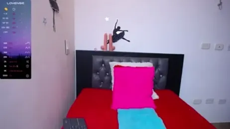 hazel_34 webcam model stream image