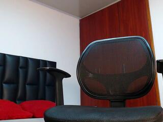 Harley Moore webcam model stream image