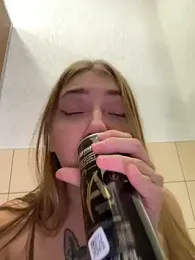 Sunny___Bunny webcam model stream image