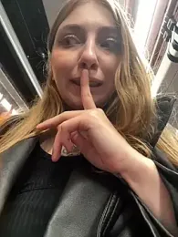 Sunny___Bunny webcam stripchat model stream image