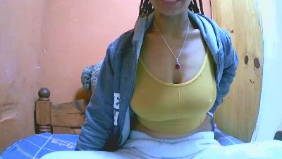 Katrinah webcam model stream image