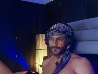 Ralf E webcam model stream image