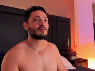 Joss Ackland webcam model stream image