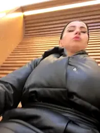 CrazzyChicks webcam model stream image