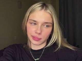 katerinepulkkinen webcam model stream image