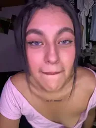 DaffneMiller webcam model stream image