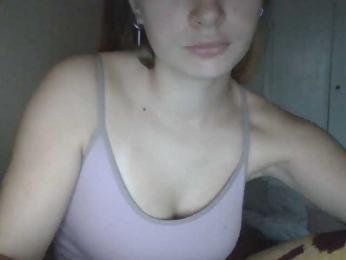 Violetta101 webcam model stream image