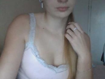 Violetta101 webcam model stream image