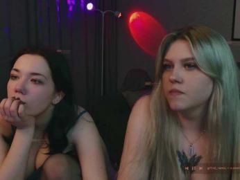 velouraa webcam bongacams model stream image
