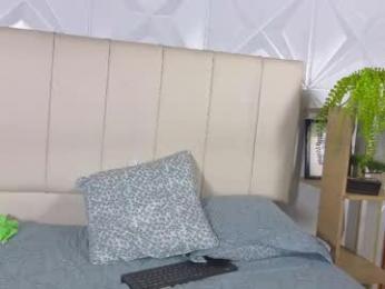 emily_and_sebastiann webcam model stream image