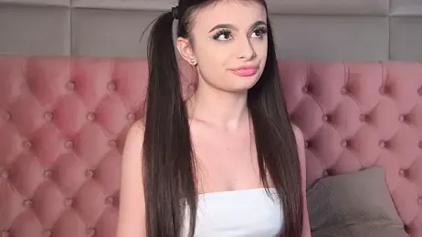 ElaraMorel webcam model stream image