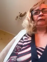 Irina2909@xh webcam model stream image