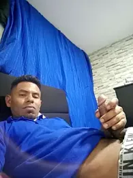 MI_GERALD webcam model stream image