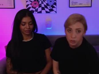 violettgrey_ webcam model stream image