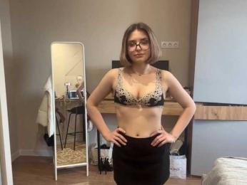 AlbaMihelcic webcam model stream image